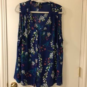 Floral button front top